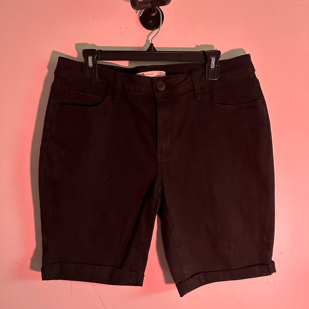 Black Jean Shorts - Stretchy!